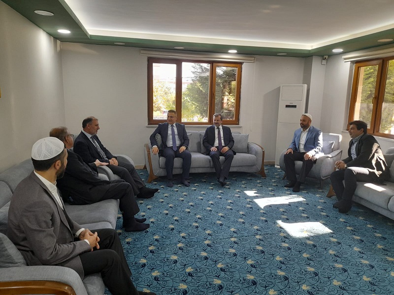 Kaymakam Yavuz, İlim ve İrfan Vakfını Ziyaret Etti.